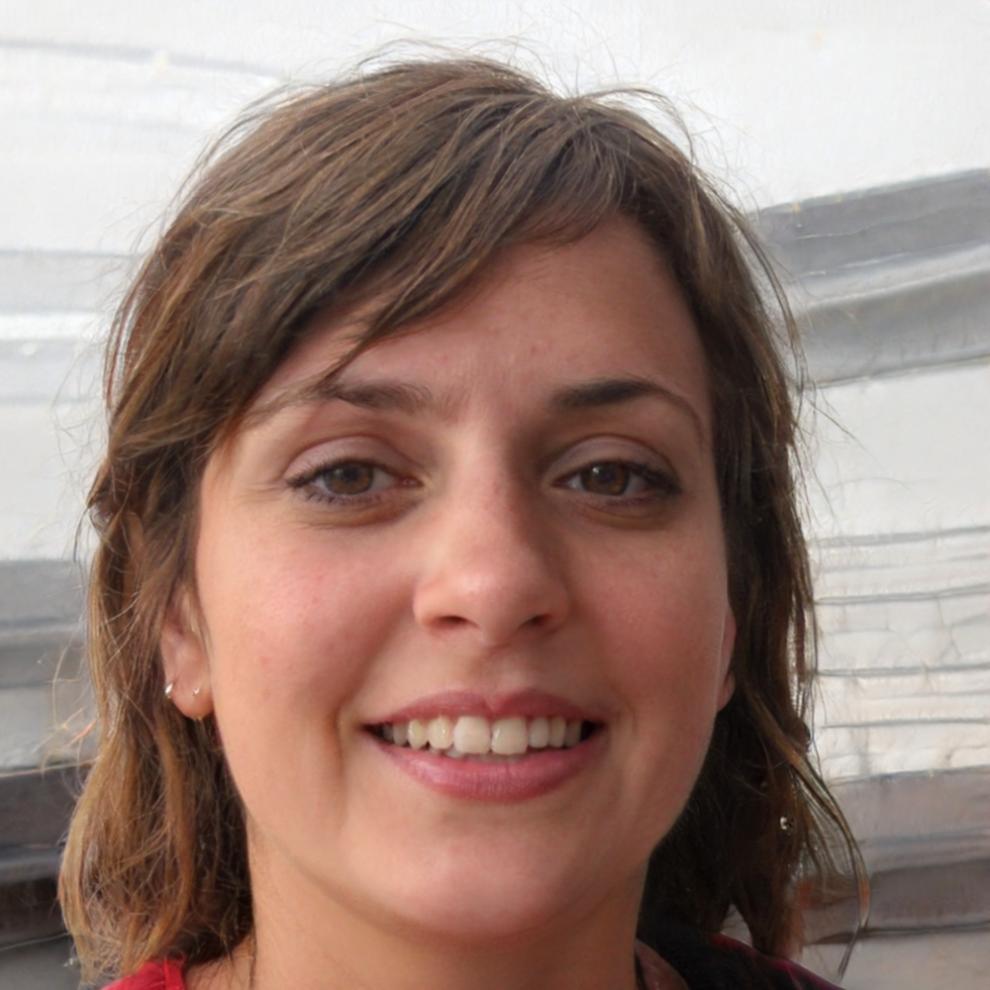 Portrait professionnel de Louna Kervarrec, analyste sectorielle